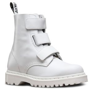 Dr. Marten coralia boot
